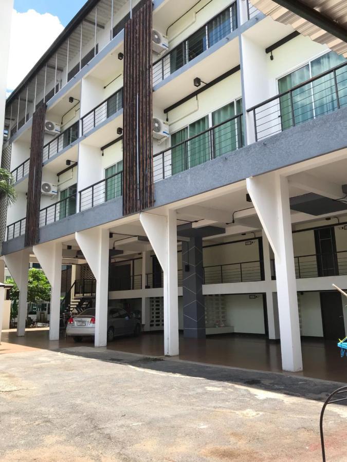 Vatchara Northgate Hotel Nakhon Sawan Exterior foto